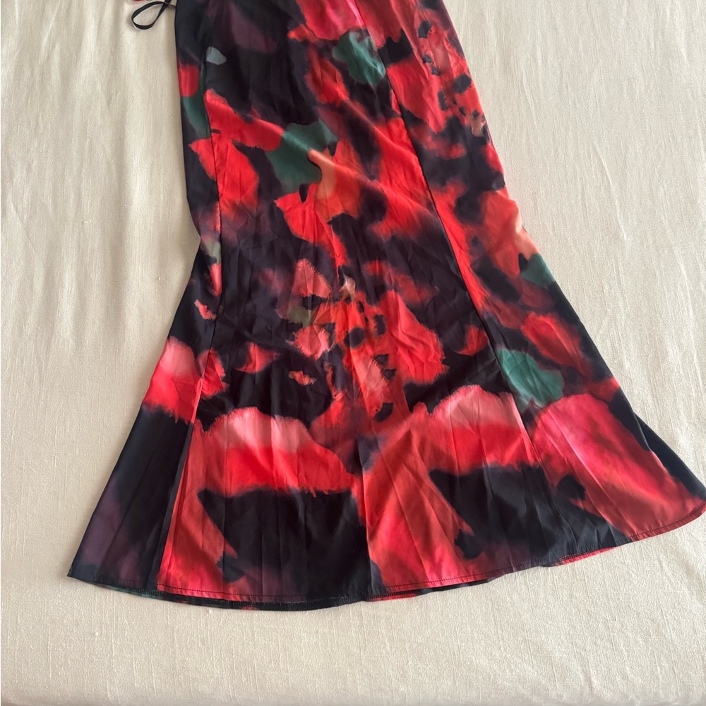 Red and Black Lace Halter Dress - Picture 3 of 5